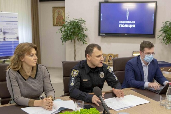 
                                                                        Полиция отчиталась о готовности к "отлову" нарушителей карантина: где будут рейды
                                                                                                                                                                                                                    
