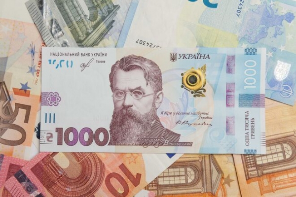 
                                                                        У гривны в ноябре будет лишь один фактор давления, – банкиры
                                                                                                                                                                                                                    