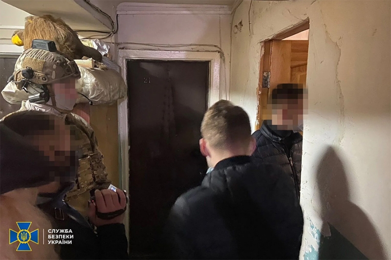Проводили мітинги та закликали до захоплення влади: під Києвом припинено діяльність злочинного угруповання