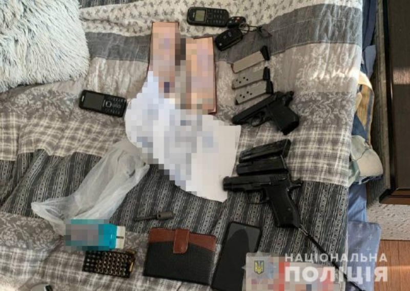 У Києві знешкодили банду колекторів: вибиті з «боржників» гроші вкладали в підпільні казино