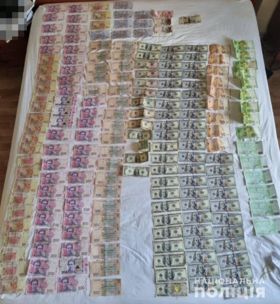 У Києві знешкодили банду колекторів: вибиті з «боржників» гроші вкладали в підпільні казино