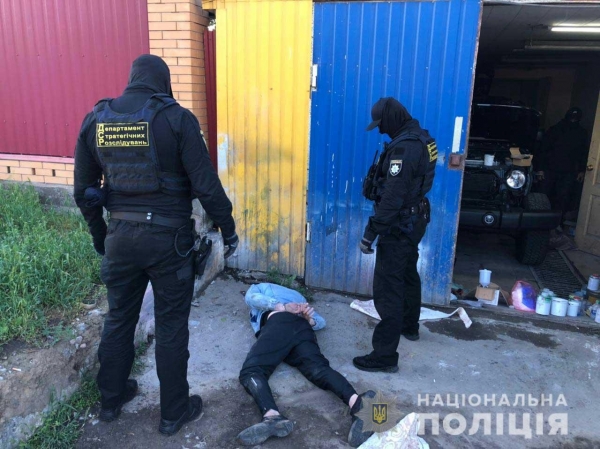Жительнице Ильичёвска грозит семь лет за попытку выбить долг с помощью бандита