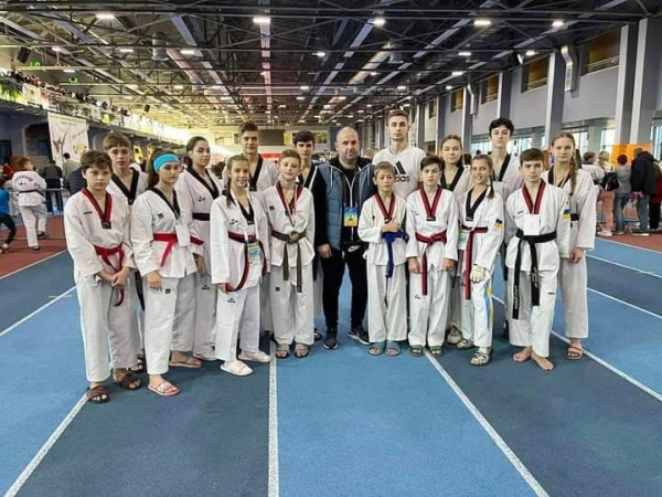 Юные одесские тхэквондисты собрали медали всеукраинского чемпионата 