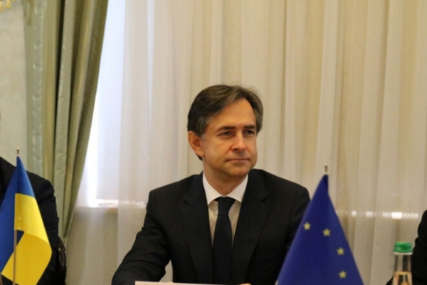 
                                                                        Любченко подал в отставку с должности министра экономики
                                                                                                                                                                                                                    