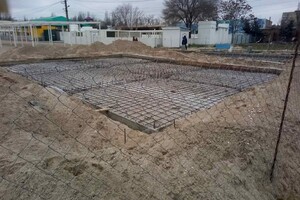 В мэрии прокомментировали загадочное строительство в Лузановке