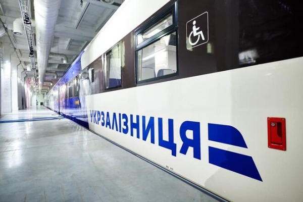 
                                                                        Укрзализныця наращивает прибыль: больше всего дохода обеспечили грузовые перевозки
                                                                                                                                                                                                                    