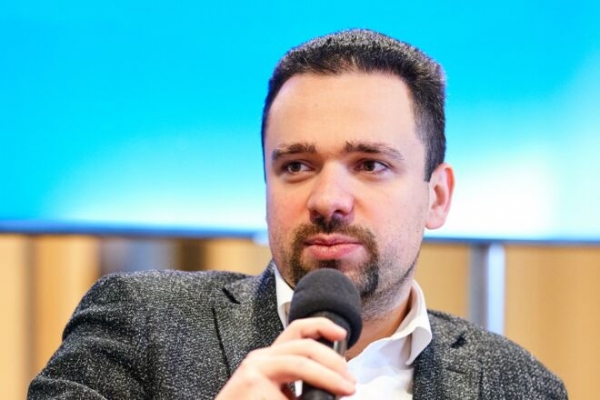 
                                                                        4G-интернет появится на всех трассах и ж/д-дорогах Украины, – Минцифры
                                                                                                                                                                                                                    