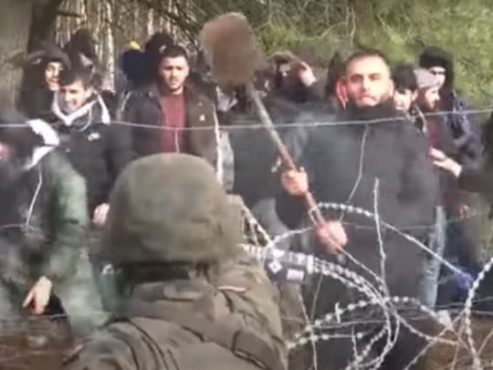 Хто й для чого організував заворушення на кордоні Білорусі з Польщею та коли кризу буде подолано: погляд Ігара Тишкевича