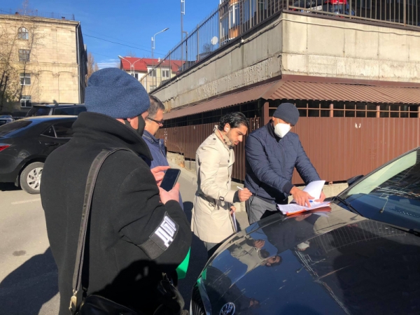 Нардепу Гео Леросу вручили подозрение из-за неприличного жеста в Раде