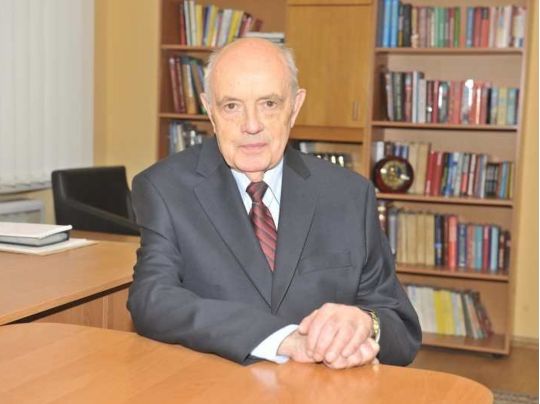 «Видатний державний діяч, публіцист, порядна людина»: помер колишній нардеп Георгій Крючков