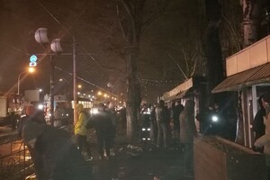 На Фонтане сгорели четыре торговых павильона