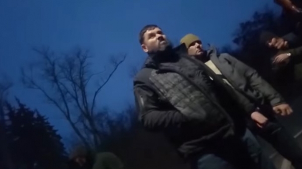Замглавы МВД поскандалил с не узнавшей его полицией на въезде в Донбасс