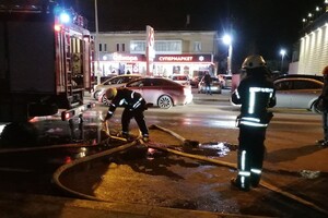 На Фонтане сгорели четыре торговых павильона