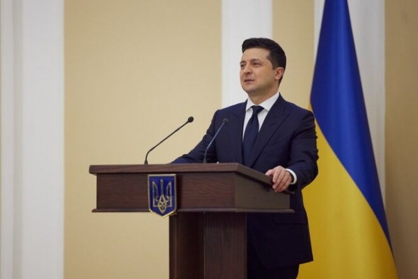 
                                                                        Рост минималки, прожиточного минимума и расходы на дороги: Зеленский подписал закон о госбюджете-2022
                                                                                                                                                                                                                    