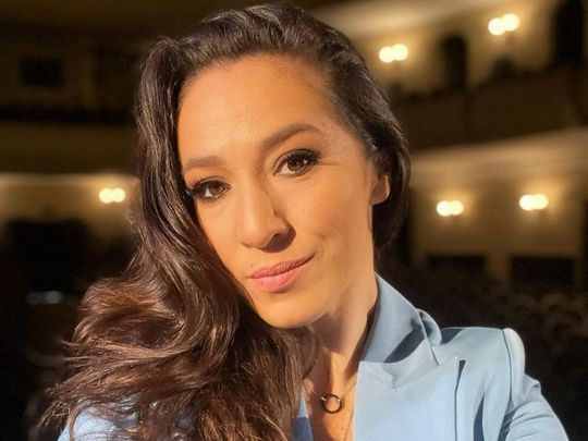 «Не думайте брати приклад»: Наталка Карпа блиснула стрункою фігурою в купальнику й розкрила свій секрет схуднення