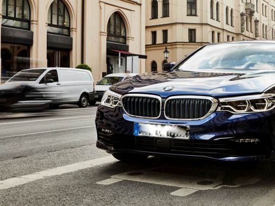 Суд оштрафував пішохода, який потрапив під колеса BMW: подробиці