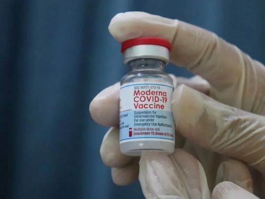 Вакцину Moderna поки що не зареєстрували в Україні: названо причину