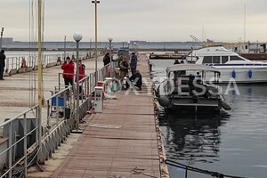 Дайверы искали судно: на одесском Морвокзале утонул человек