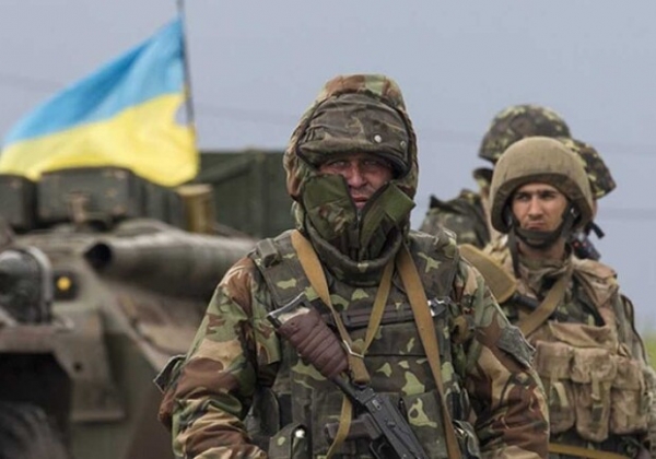В Украине вводят военное положение: что нужно знать