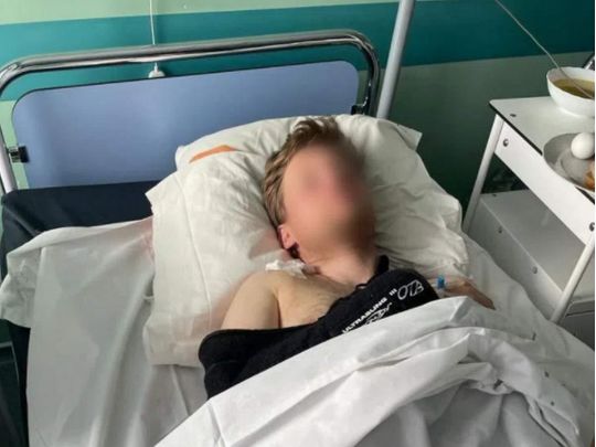 Поранених в Охтирці журналістів з Данії прооперували у Полтаві