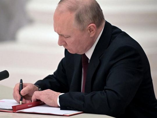 Путін наказав ввести російські війська на територію «ДНР» та «ЛНР»