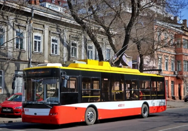 Как работает транспорт в Одессе 30 марта