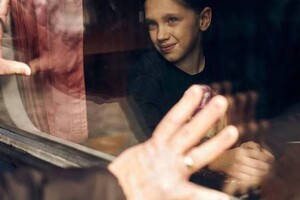 Одесский фотограф показал трогательные кадры эвакуации людей из Одессы