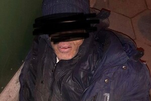 В Одесской области задержали восемь мародеров: одного привязали к дереву местные