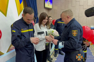 Военная романтика в Одессе: в управлении ГСЧС отметили свадьбу