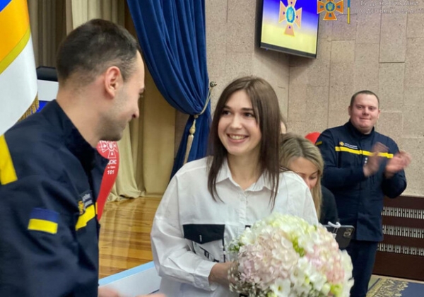 Военная романтика в Одессе: в управлении ГСЧС отметили свадьбу