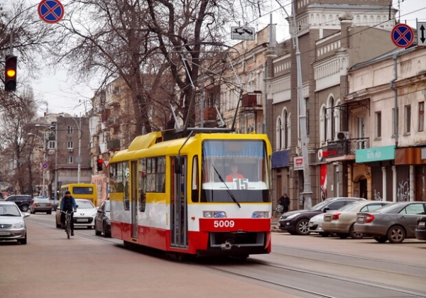 Как работает транспорт в Одессе 28 марта