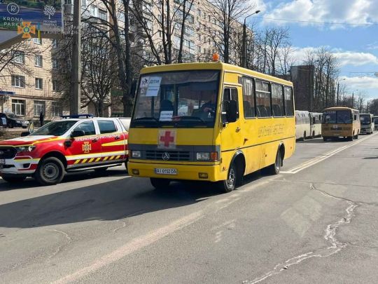 Гуманітарні коридори 19 березня відкрито у трьох областях: названі напрямки евакуації