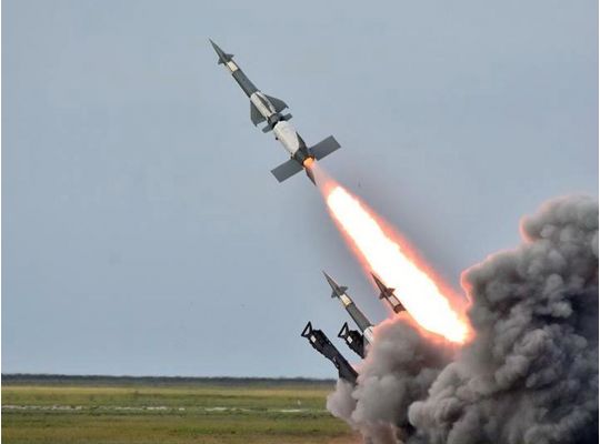 Українські ППО «пристрілялися»: над Київщиною збито винищувач рашистів, а над Одесою — крилату ракету