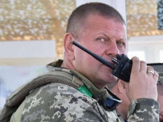 Ворог втратив тактичну ініціативу, знизив темпи просування та зазнає відчутних втрат, — головнокомандувач ЗСУ