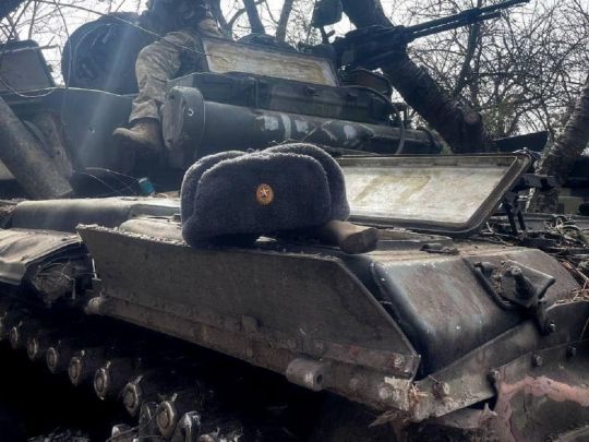 Не відведення військ, а передислокація: стало відомо про справжні плани путіна в Україні