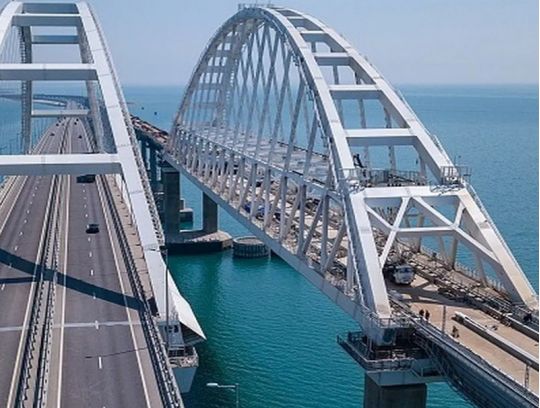 Потрібно вибрати момент: генерал відповів, чи може Україна знищити Кримський міст