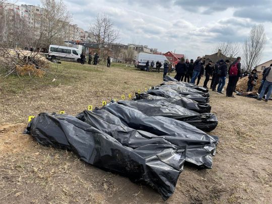 Приклали руку місцеві колаборанти: мер Бучі розповів, що допомогло рашистам убивати мирних людей за списками
