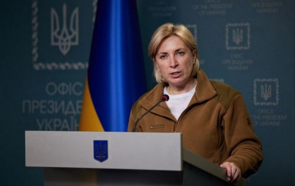 В Украине согласовали 10 гуманитарных коридоров: из каких областей можно уехать