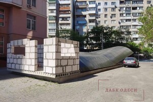 Война не спишет: в Одессе возвели три нахалстроя
