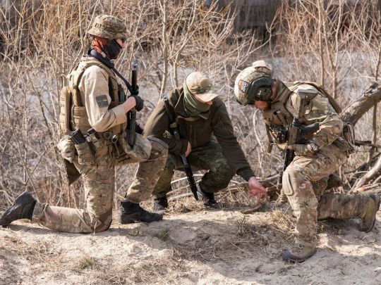 Чи можна перервати контракт у теробороні та хто отримає статус учасників бойових дій: пояснює адвокат