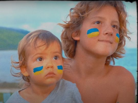 Зірки переспівали хіт Кузьми: тепер у ньому згадуються Ірпінь, Чернігів та інші міста, що постраждали від війни