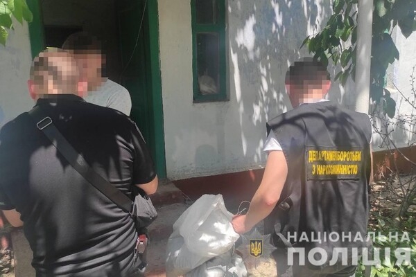 В Одесской области россиянин выращивал и сбывал наркотики