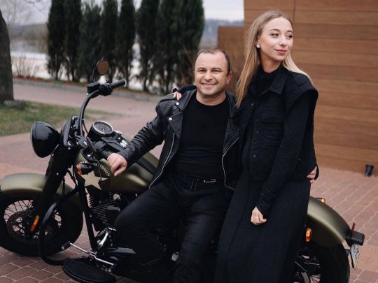 Як можна бути такими схожими: дружина Віктора Павліка показала зворушливу сімейну зустріч