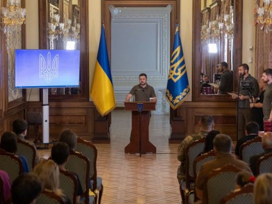 «Ми знаємо ціну домовленостей з росіянами»: Зеленський — про здачу Сєверодонецька, полонених «азовців» та блокування українських портів