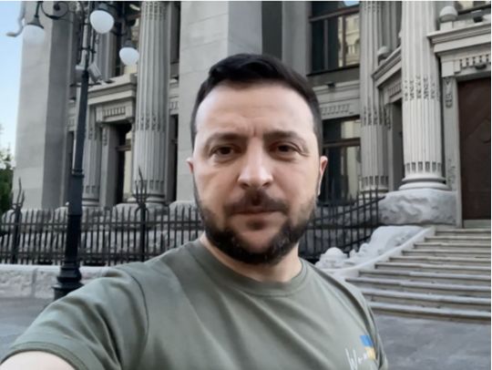 «Прийшла росія і принесла неадекватні ідеї»: Зеленський прокоментував «абсолютно божевільну» футбольну новину