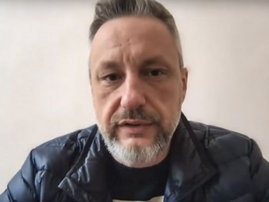«Були бовдури, у яких російські бомби знищили будинок, а вони малювали „Z“ і робили селфі», — радник мера Маріуполя Петро Андрющенко