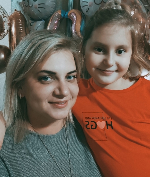 «Донька знає, що мами вже немає, тепер вона яскрава зірочка на небі»: історія бойової медички, яку рашисти вбили у Маріуполі