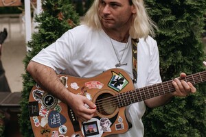 Уличный музыкант из Одесской области покорил европейцев в Польше на шоу "Голос" ( видео)