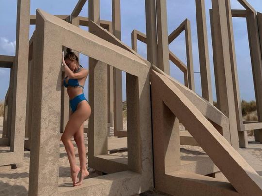 «Медузи мало не здохли від захоплення»: Слава Камінська «вигуляла» новий купальник на Північному морі