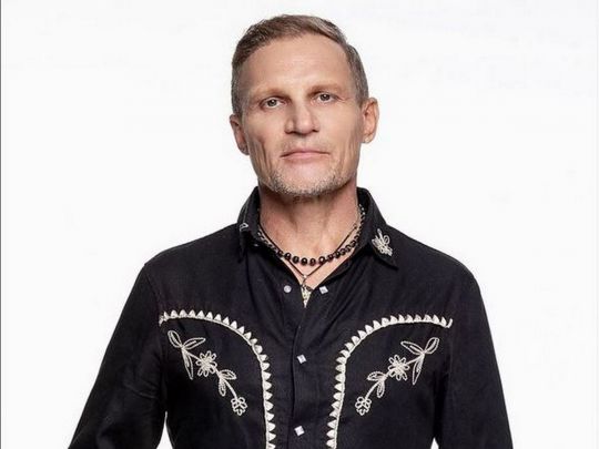 Олег Скрипка та НАОНІ знову зіспівалися: чим зірки дивуватимуть на благодійному концерті у Києві